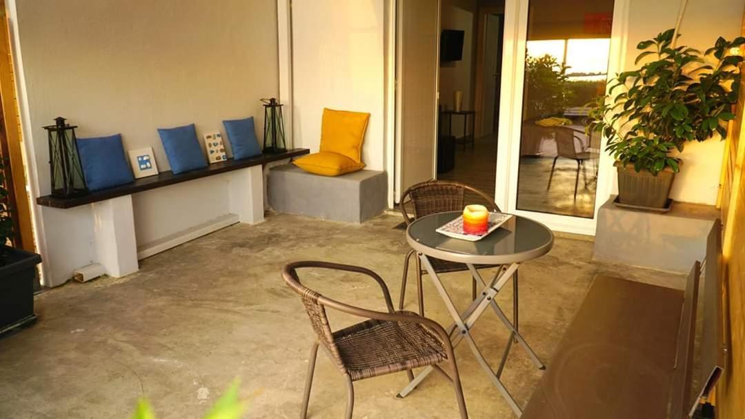 New Seafront Studio Hostal Anavyssos Exterior foto