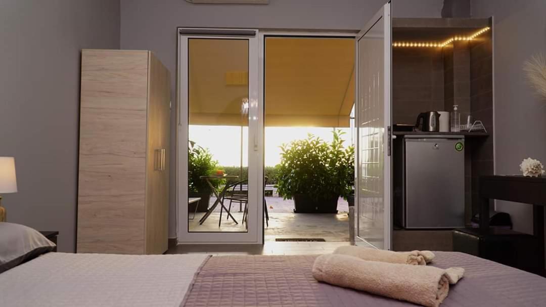 New Seafront Studio Hostal Anavyssos Exterior foto