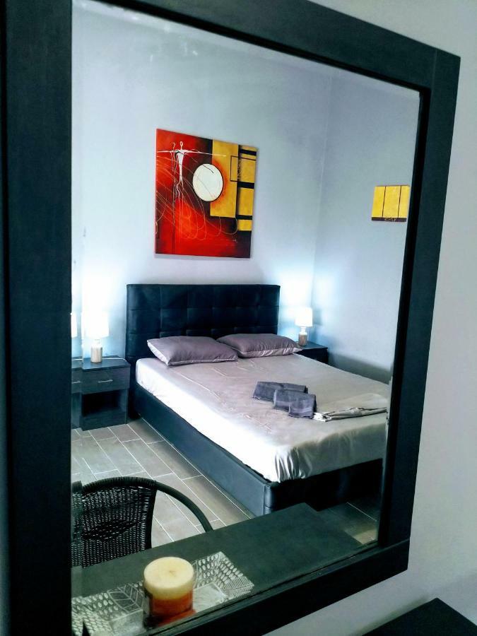 New Seafront Studio Hostal Anavyssos Exterior foto